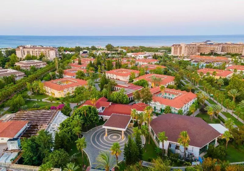 Asteria Family Resort Side