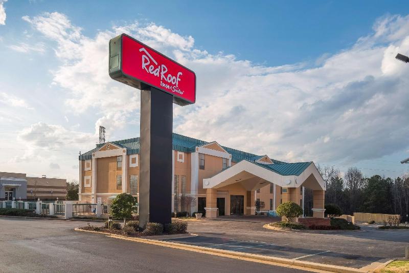 Отель Red Roof Inn & Suites Newnan