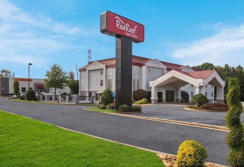 Отель Red Roof Inn & Suites Newnan