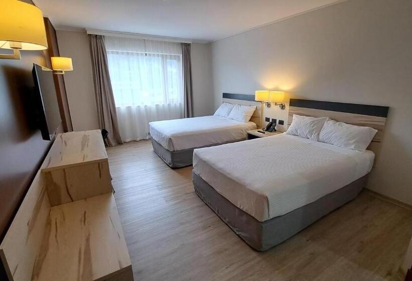 هتل Diego De Almagro Castro