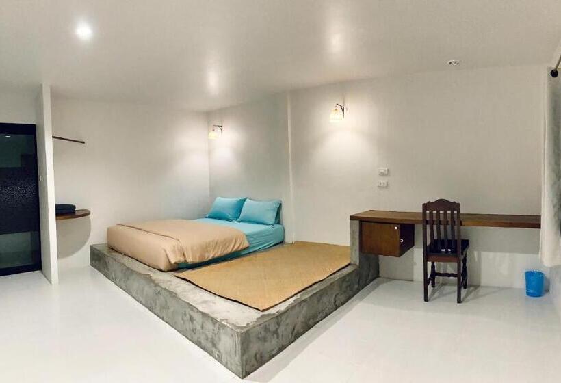 Simple House Ao Nang B&b