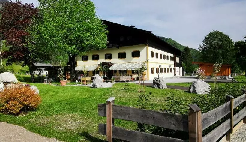 هاستل Pension Hohenkendl