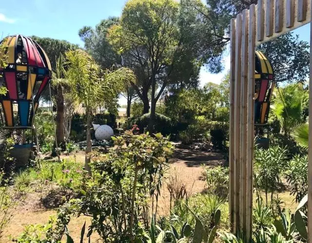 تختخواب و صبحانه La Cactée Singulière