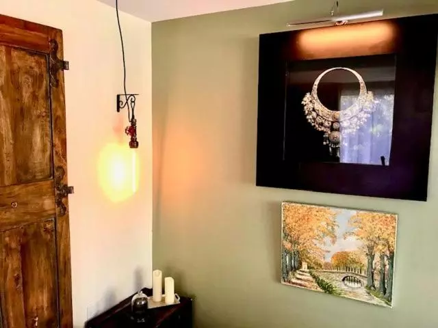 تختخواب و صبحانه La Cactée Singulière