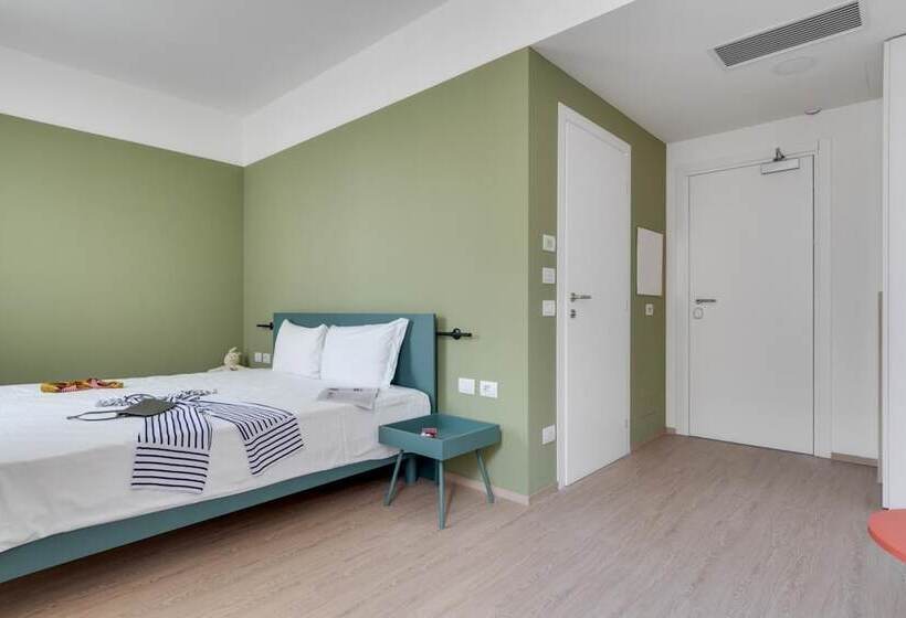 فندق Camplus Bernini Casa Per Ferie