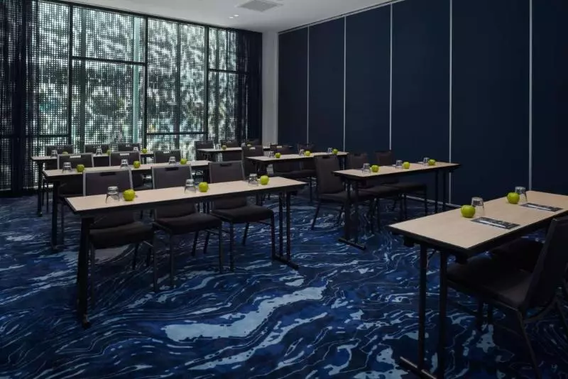 ホテル Rydges Gold Coast Airport