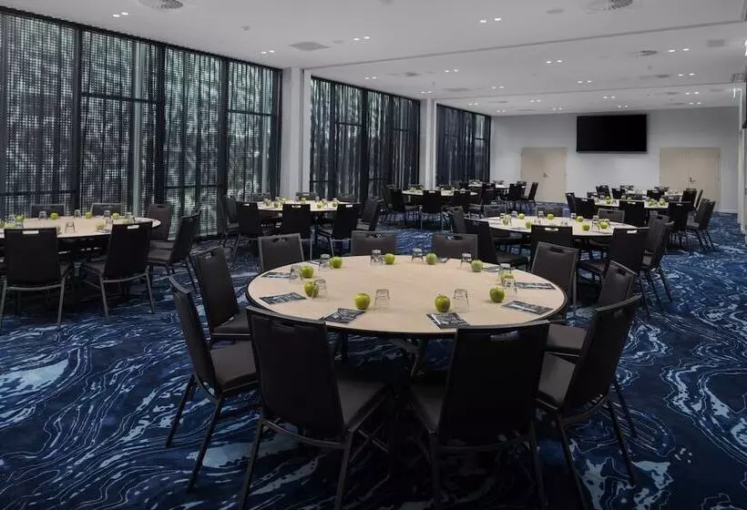 ホテル Rydges Gold Coast Airport