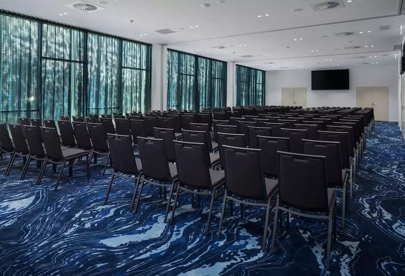 ホテル Rydges Gold Coast Airport