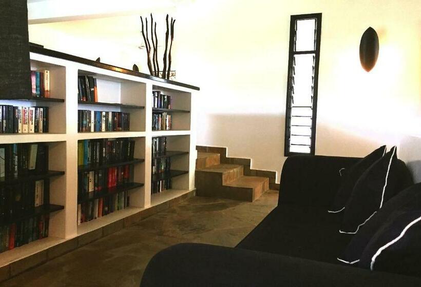 Bed and Breakfast Galu Ecolodge