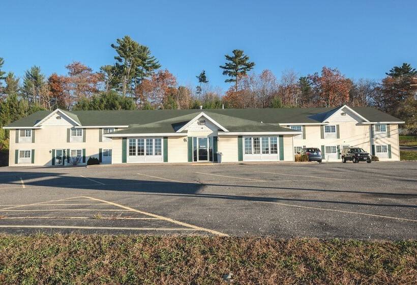 Мотель Mountain Host Motor Inn