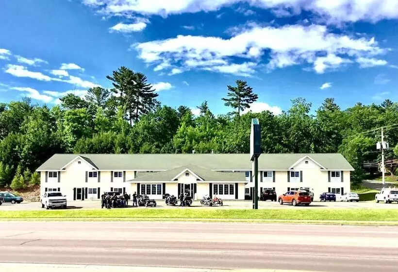 Motelli Mountain Host Motor Inn