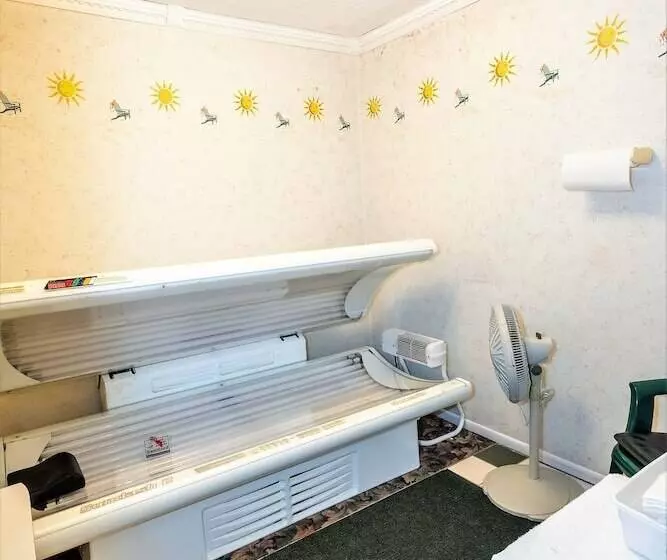 Motelli Mountain Host Motor Inn