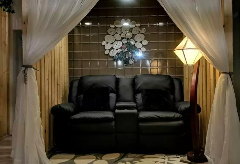 ユースホステル Mactancebu Waiting Lounge Rest Snack And Spa