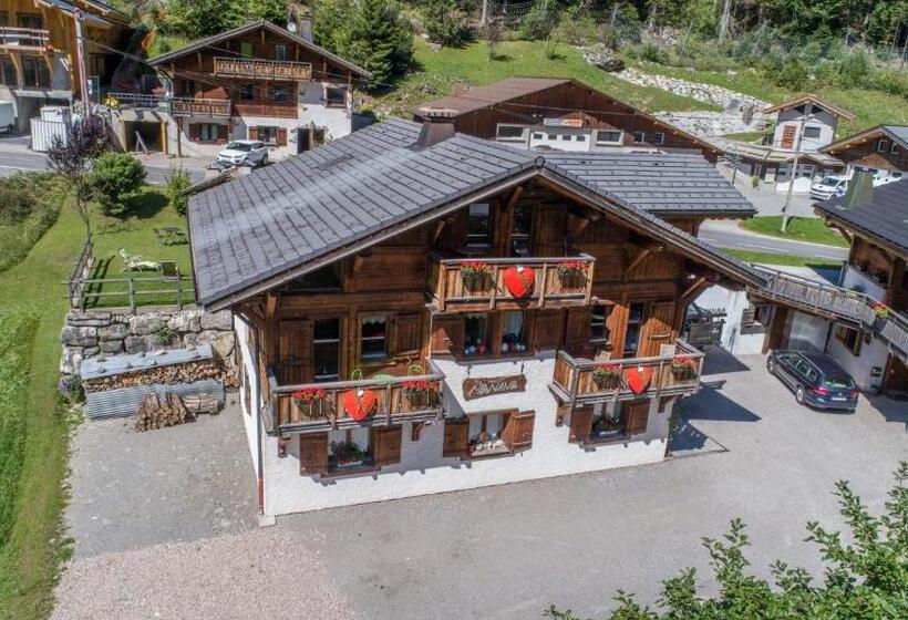 Bed And Breakfast Chalet Manava