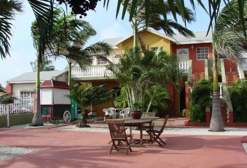 Cunucu Villas   Aruba Tropical Garden Apartments