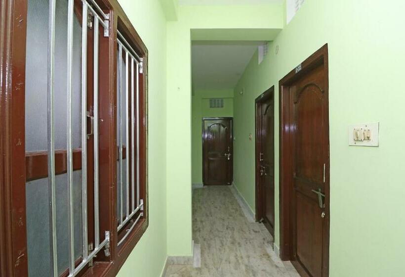 هتل Oyo 29372 Priti Villa