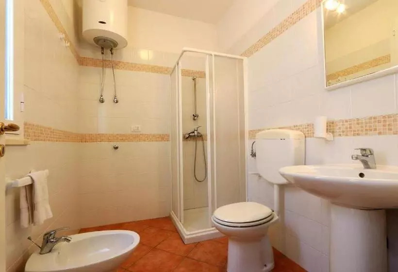 Le Ville Del Saracino