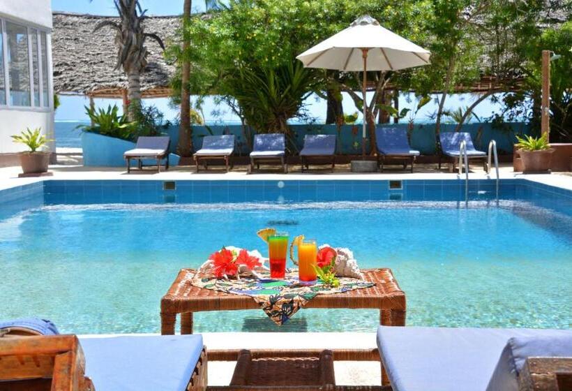 منتجع Blu Marlin Village