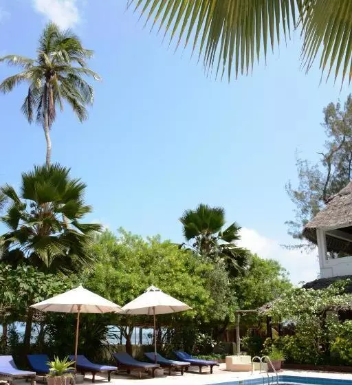 استراحتگاه Blu Marlin Village