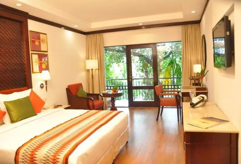 リゾートホテル The Raviz Kadavu, Kozhikode