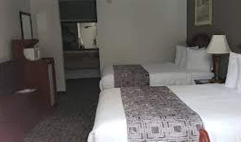 Отель Baymont By Wyndham Walterboro