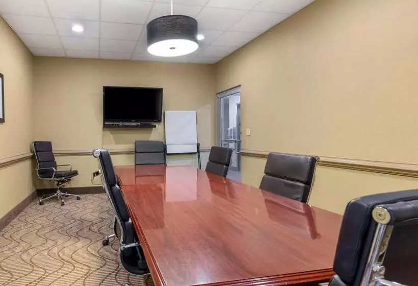 酒店 Comfort Inn & Suites Christiansburg I 81