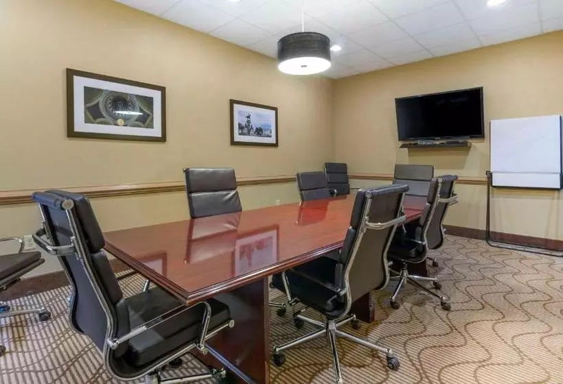 酒店 Comfort Inn & Suites Christiansburg I 81