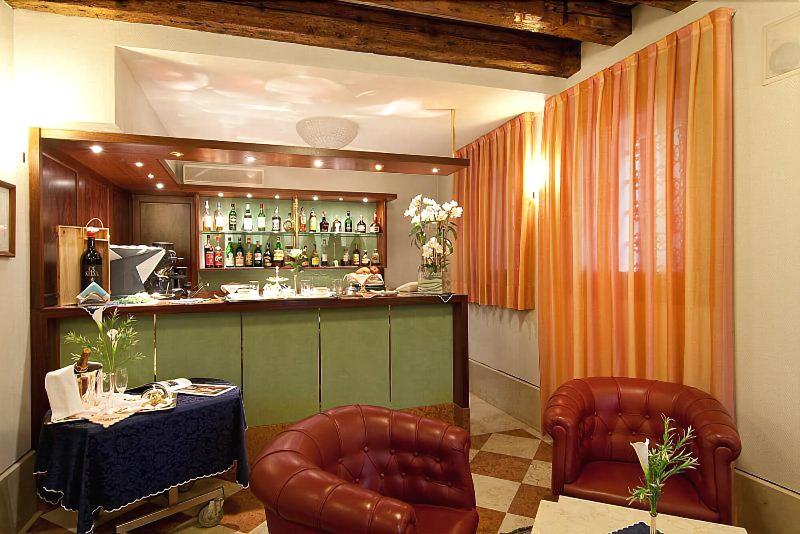 هتل Foscari Palace