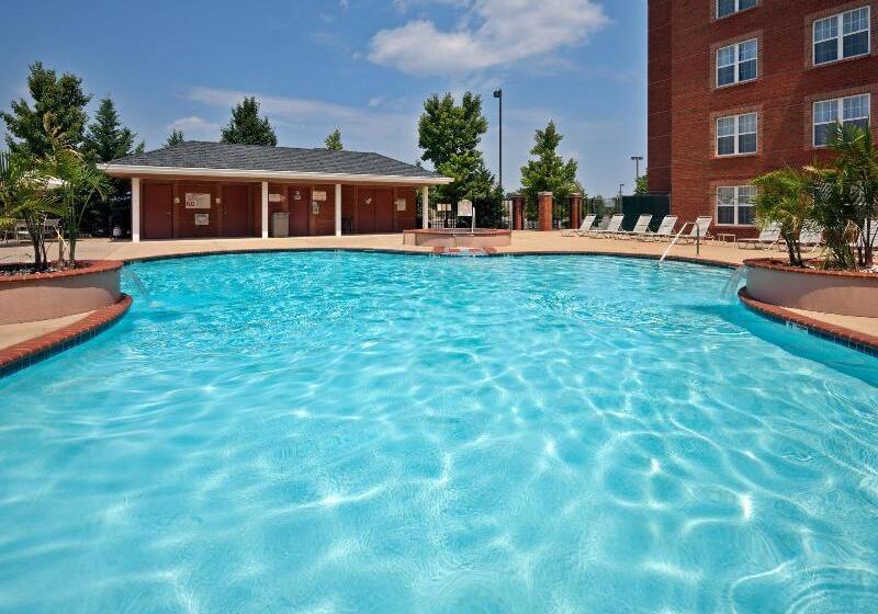 فندق Holiday Inn Chantilly Dulles Expo Airport, An Ihg