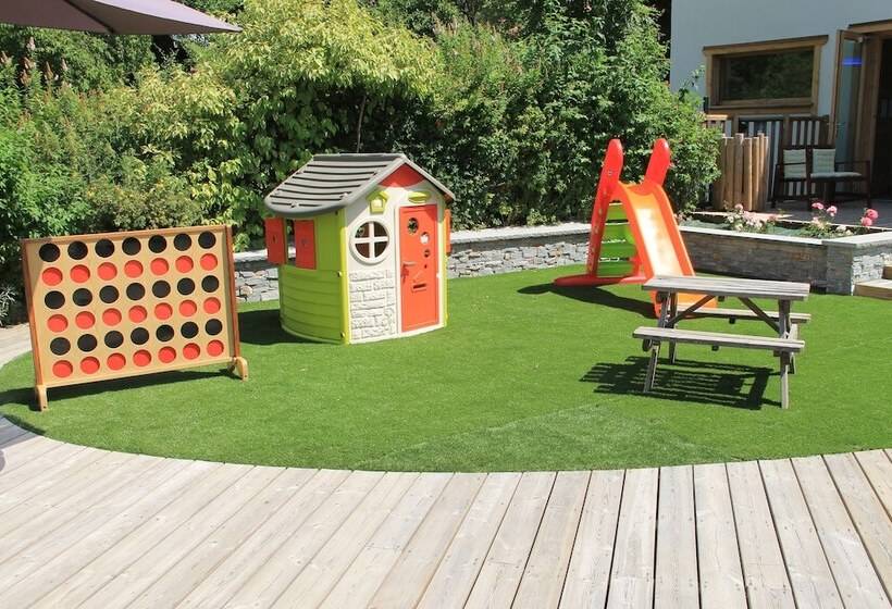 فندق Les Chalets De La Griyotire