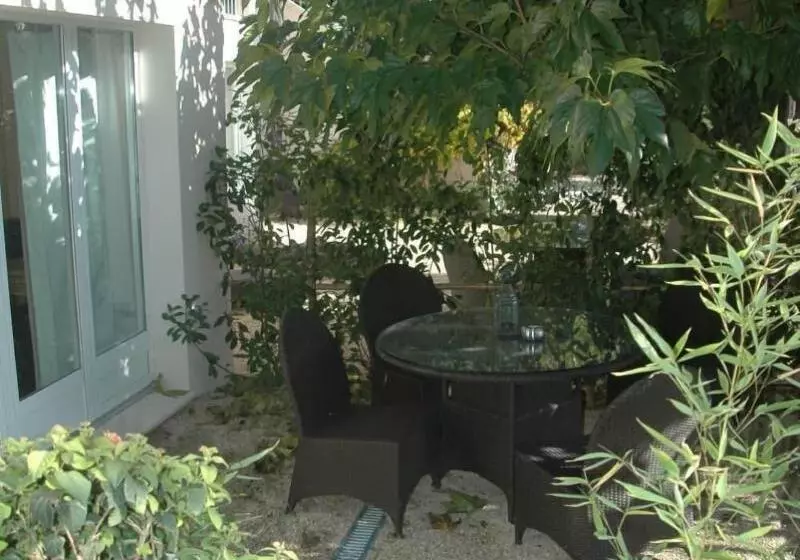 Hotel Mas Des Carassins