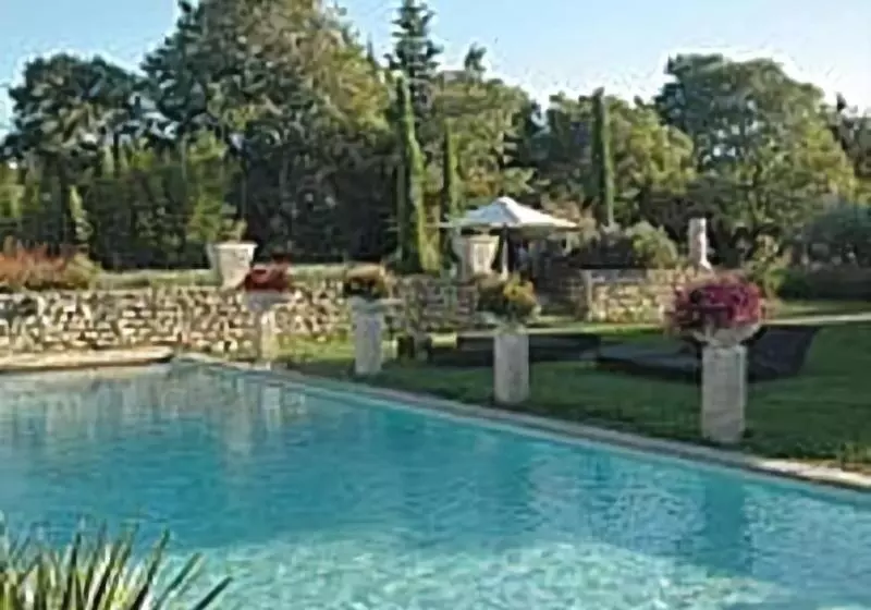 Hotel Mas Des Carassins