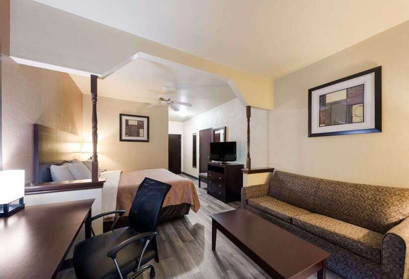 בית מלון כפרי Quality Inn & Suites Terrell