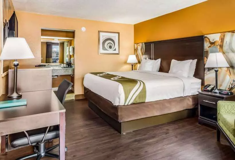 Отель Quality Inn & Suites Corinth West
