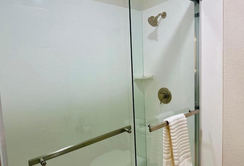 Hotel Comfort Inn Battle Mountain Midway Between Elko And Winnemucca