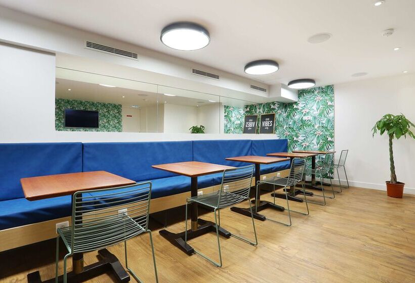 هتل The Playce By Happyculture