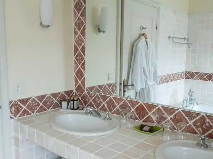 فندق Villa Catarie