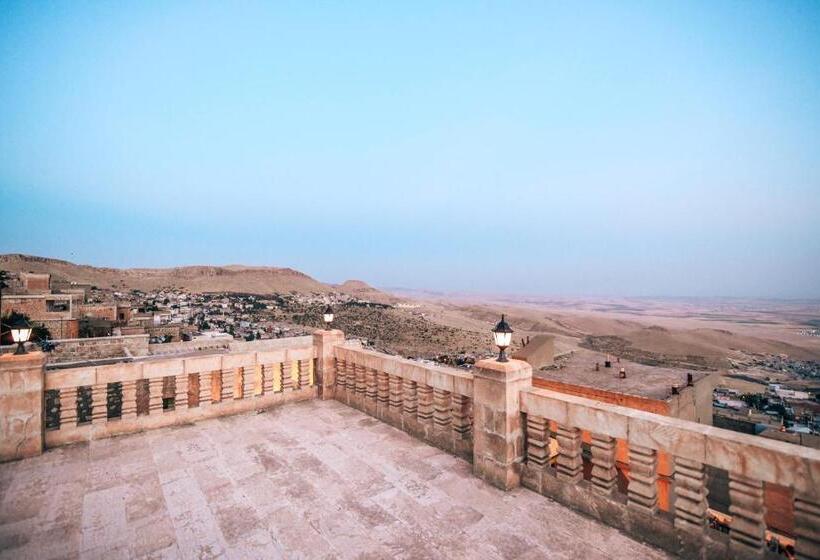 هتل Maristan Tarihi Konak