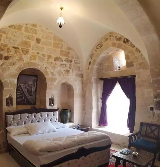 هتل Maristan Tarihi Konak