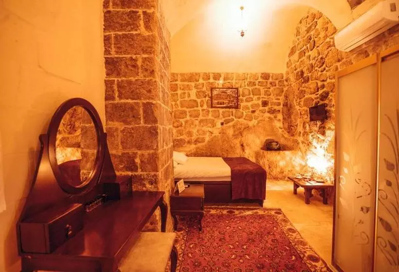 هتل Maristan Tarihi Konak