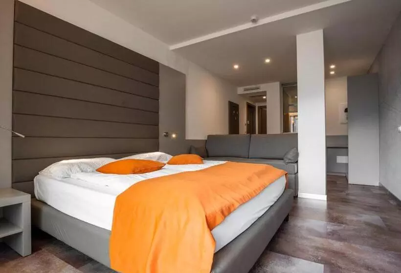 호텔 Benacus Panoramic