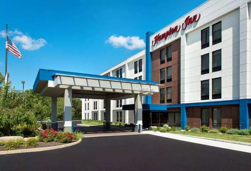 Отель Hampton Inn By Hilton Middletown