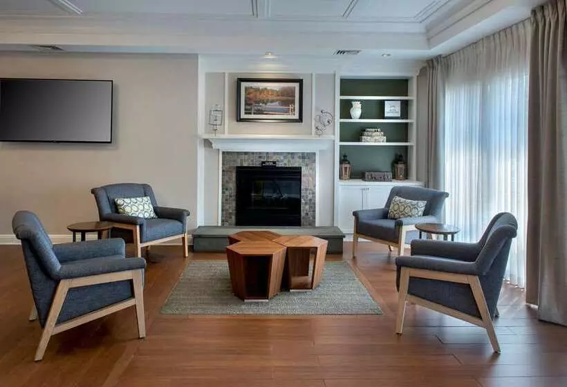 Отель Hampton Inn By Hilton Middletown