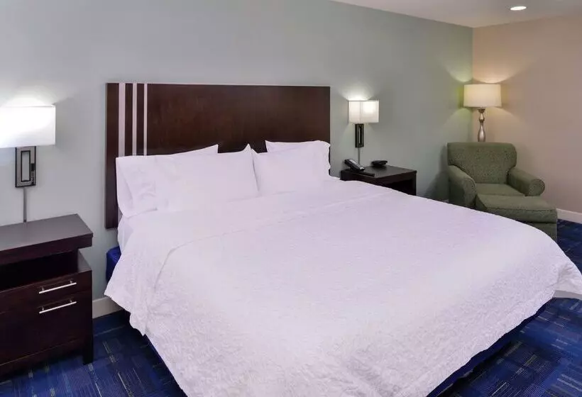 هتل Hampton Inn Eugene