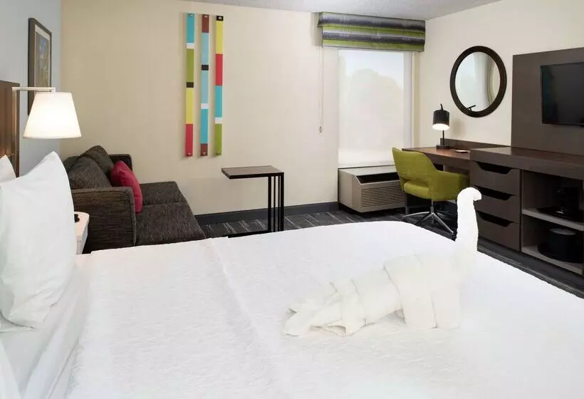 酒店 Hampton Inn Greensboro Airport