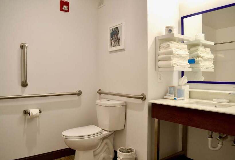 호텔 Hampton Inn Medina