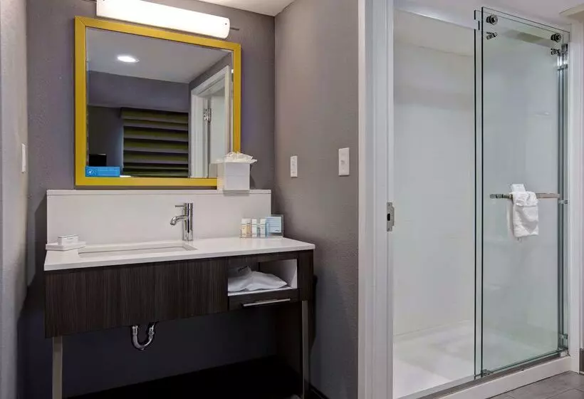 Отель Hampton Inn Olive Branch