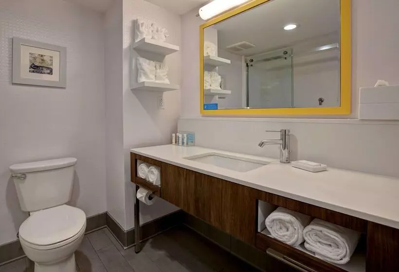 Отель Hampton Inn Olive Branch