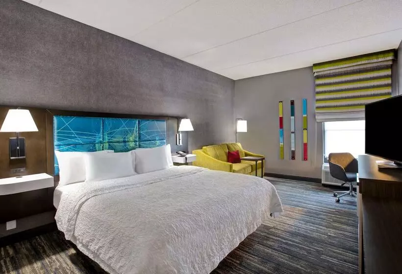 Отель Hampton Inn Olive Branch