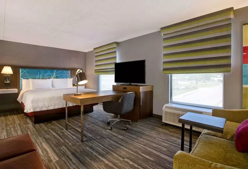 Отель Hampton Inn Olive Branch